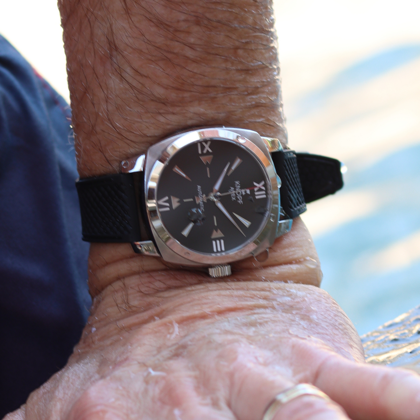 KNOPF APEX SMOKE - RUBBER